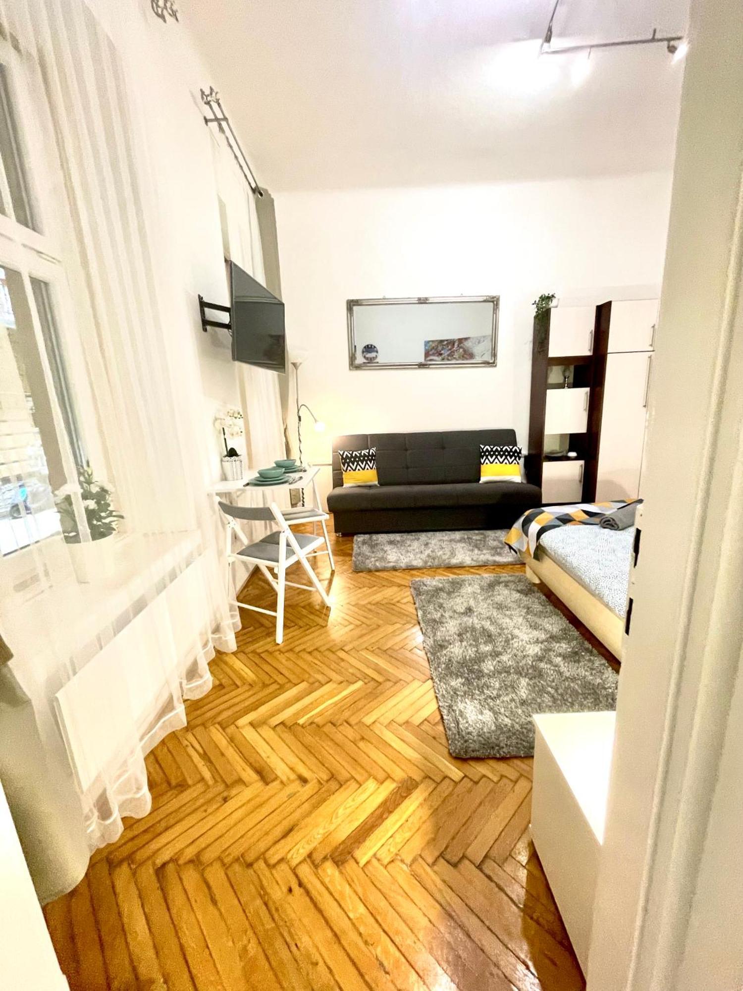 Small Cosy Apartment Near The Famous Westend City Center Budapeşte Dış mekan fotoğraf